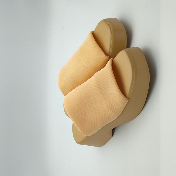 New Platform Sandal in Tan/Peach by Dreampairs Size 9 - Picture 3 of 10